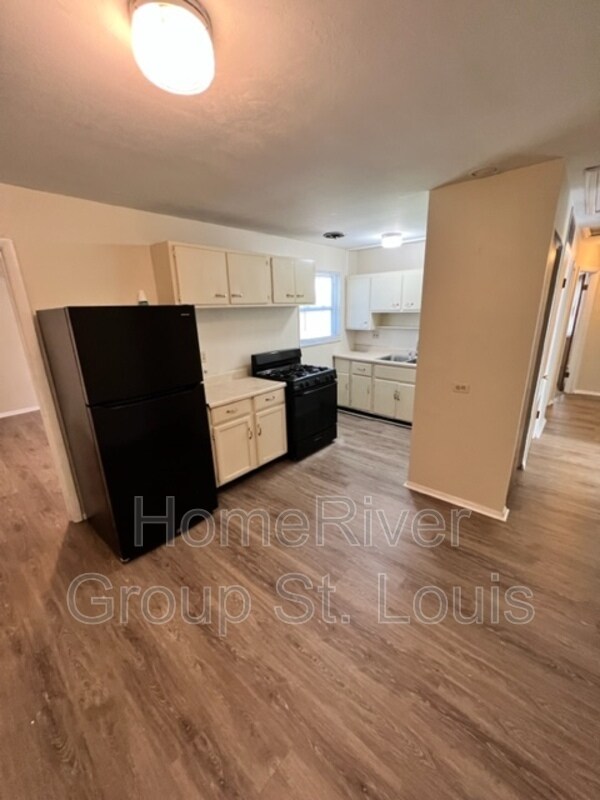 5523 Winchelsea Dr, St. Louis, MO 63121 House Rental in St. Louis, MO