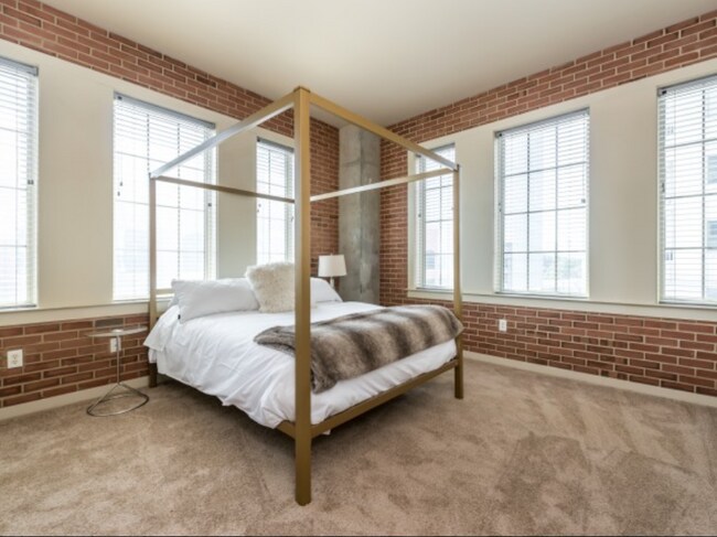 Foto del edificio - 231 18th St NW