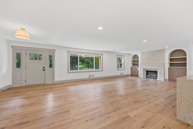 Foto del edificio - 460 Hilltop Trail
