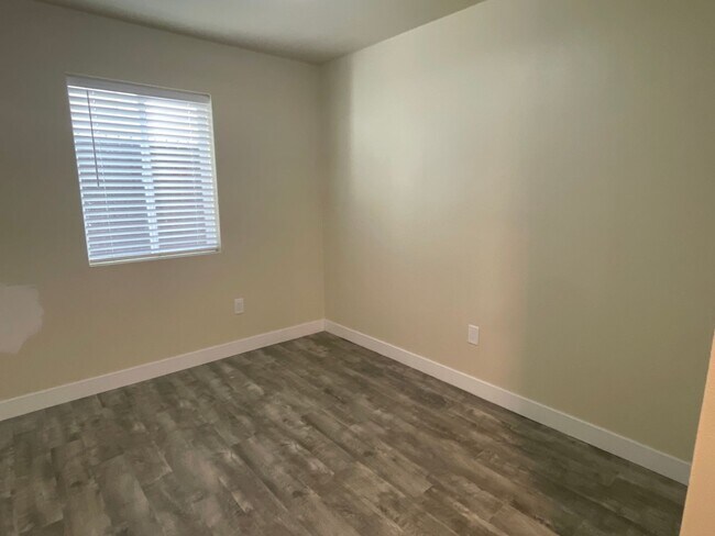 Foto del edificio - 1417 Shoshone St