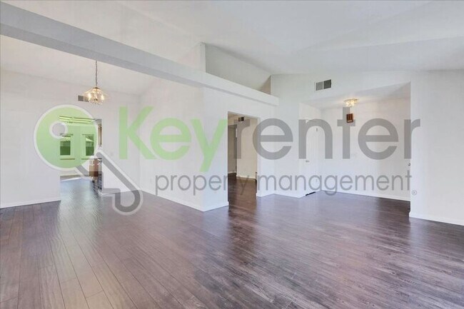 Foto del edificio - 2624 Walnut Ave