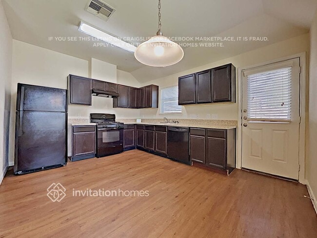 Foto del edificio - 6346 Scotchwood Dr