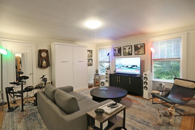 Foto del edificio - 741 Douglass St