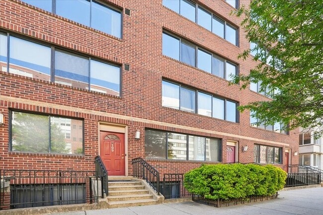 Building Photo - 1245 13th St NW