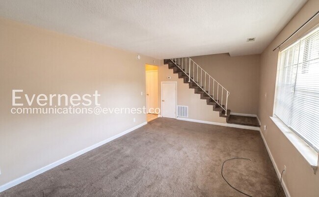 Building Photo - 716 Marley Way