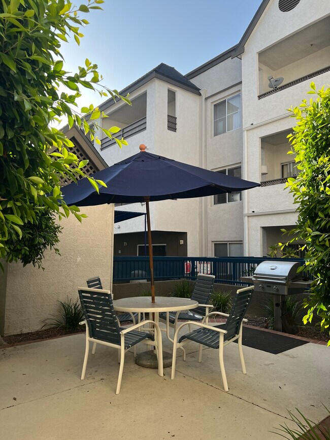 300 N El Molino Ave Unit 107, Pasadena, CA 91101 Condo for Rent in