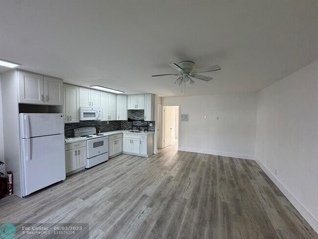 Foto del edificio - 1816 E Oakland Park Blvd