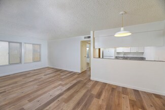 Building Photo - 1670 Bellevue Rd