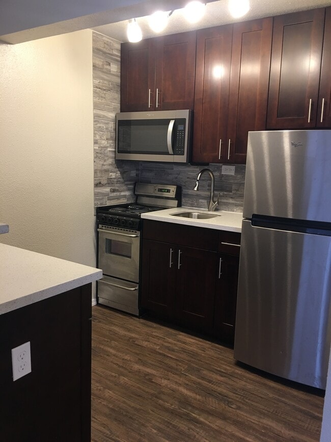 planet fitness seattle rainier