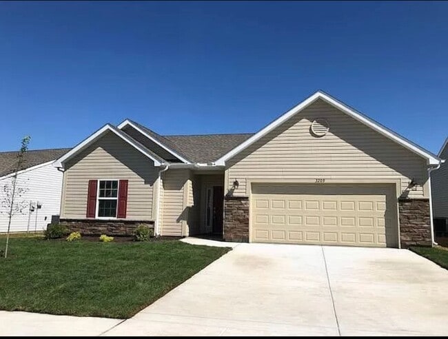 Photo - BRITTANY CHASE...3 Bedroom 2 bath House
