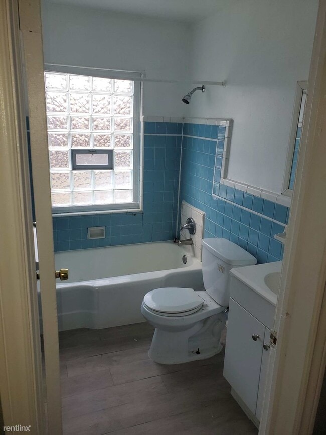 Building Photo - 3 br, 1 bath House - 20215 Ward St