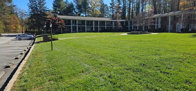 Building Photo - 102 Boyd Dr