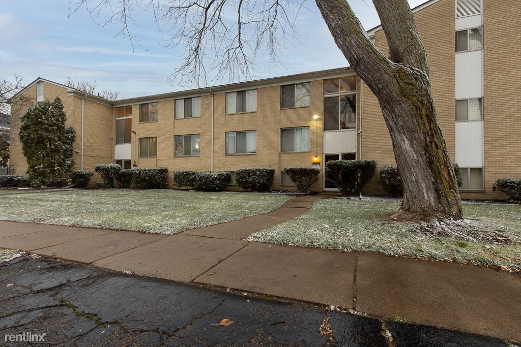 Primary Photo - 33 Monroe St