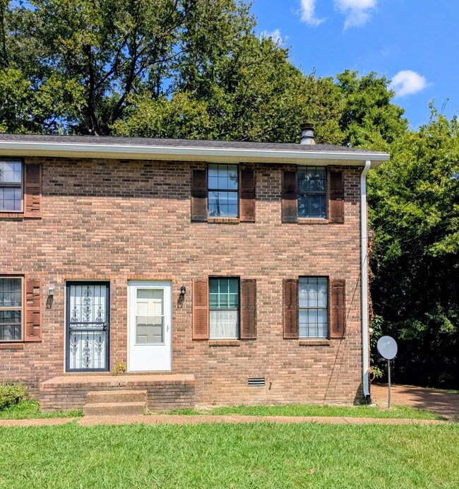 Building Photo - 3722 Wharton Dr