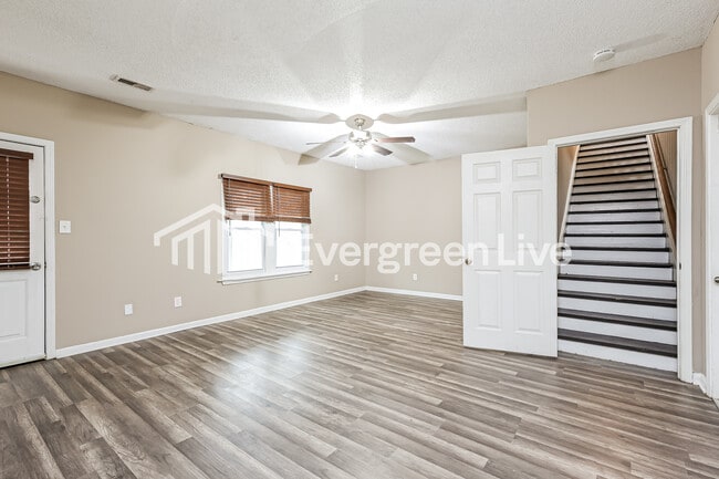 Building Photo - coming soon