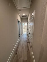 Building Photo - 108 E 44th St