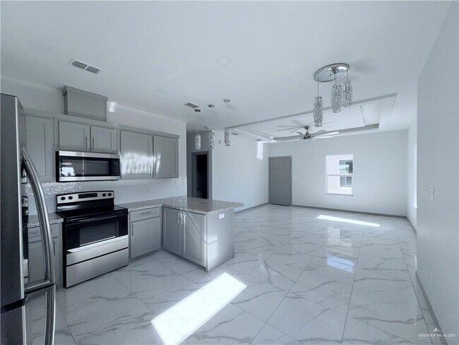 Foto del edificio - 10 West Dr