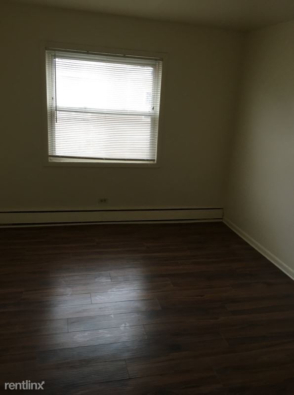 Building Photo - 2 br, 1 bath Apartment - 29 N Dryden