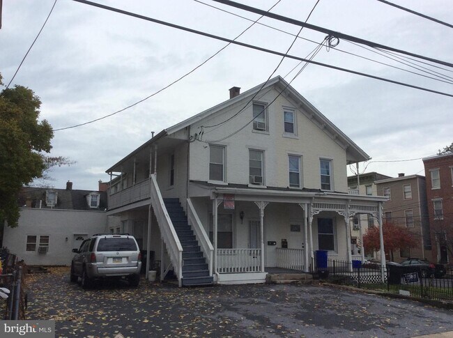 Building Photo - 1336 Susquehanna St