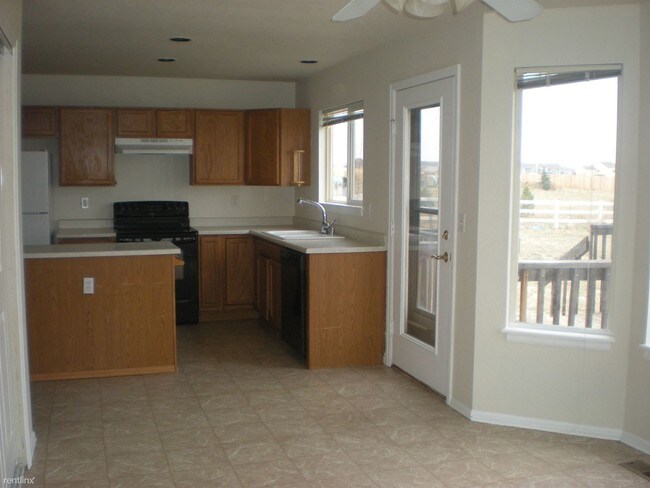 Building Photo - 8695 Garrison Rd