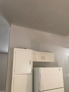Building Photo - 1801 Blue Crest Dr