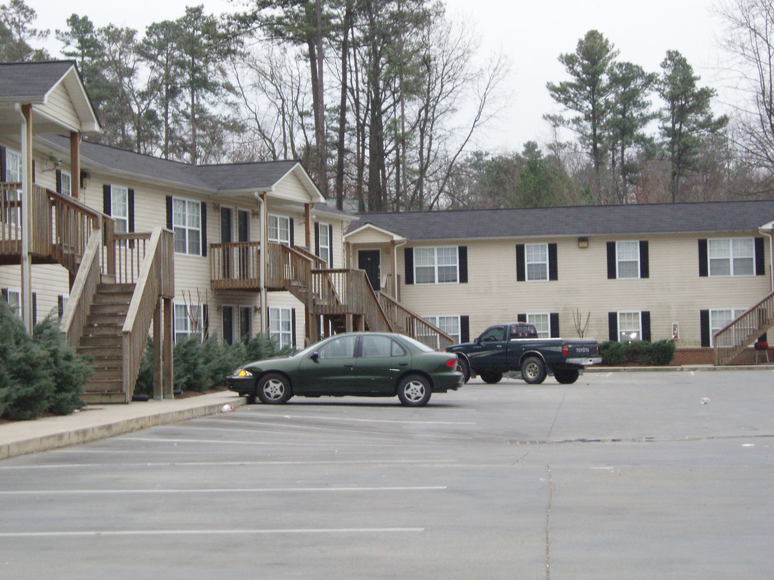 Building Photo - Excalibur Village Apartments