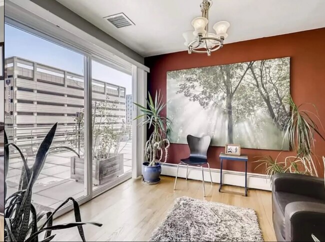 Foto del edificio - 1035 Colorado Blvd