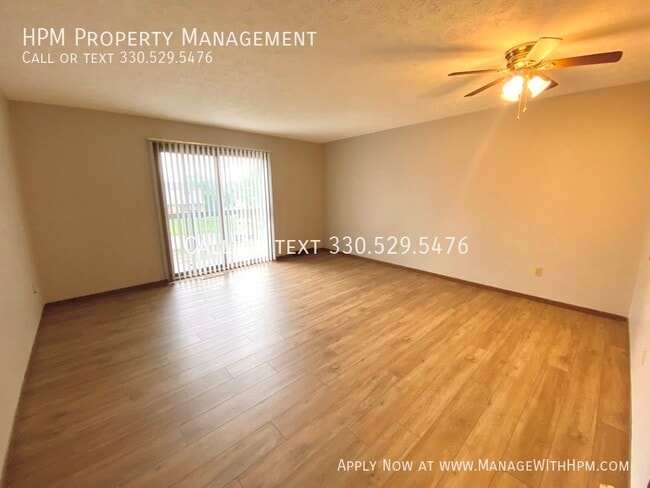 Foto del edificio - Welcome to 7372 Raleigh in Jackson Township!