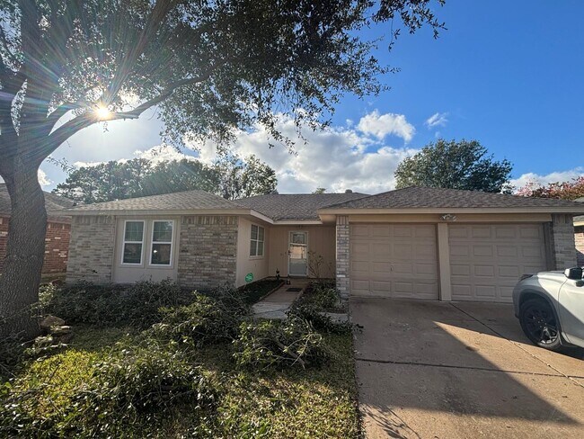 Foto del edificio - 7307 Crystalglen Dr