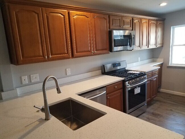 kitchen - 3063 Phelan Way