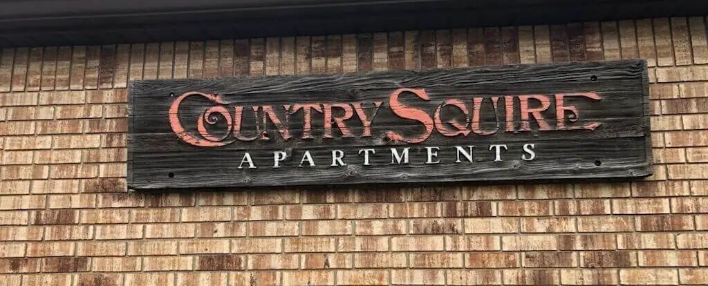 Foto del edificio - 655 S Poe Rd