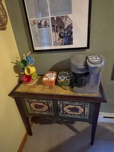 Coffee station with Kuerig Duo and french press - 75 Macmillan Ct