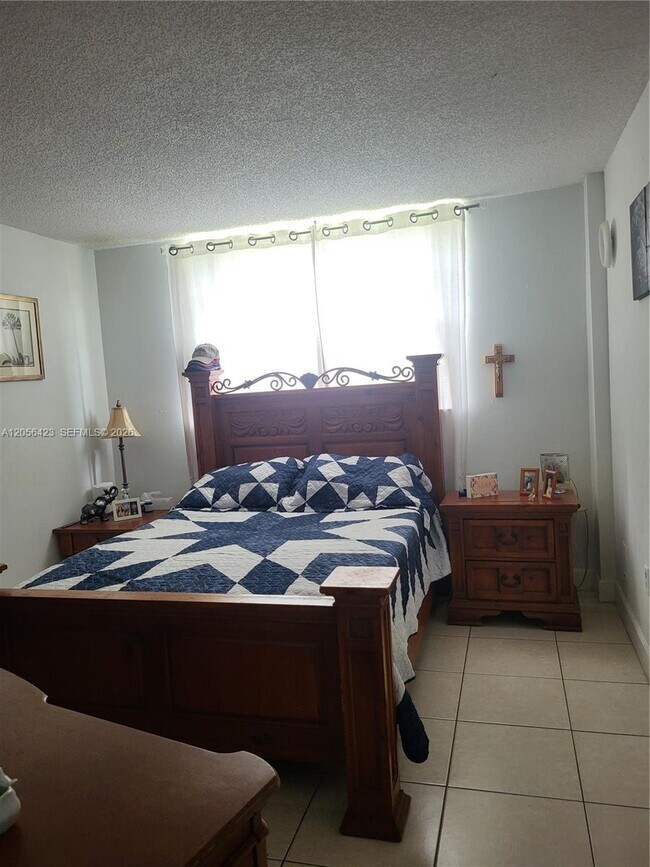 Building Photo - 14140 SW 84th St