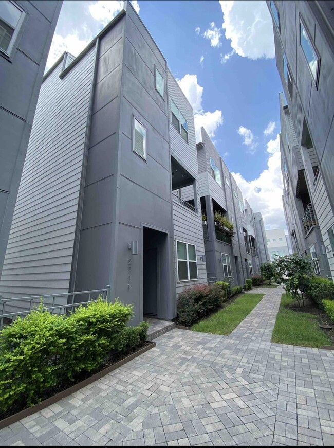 Building Photo - 2711 Eado Grove Ln