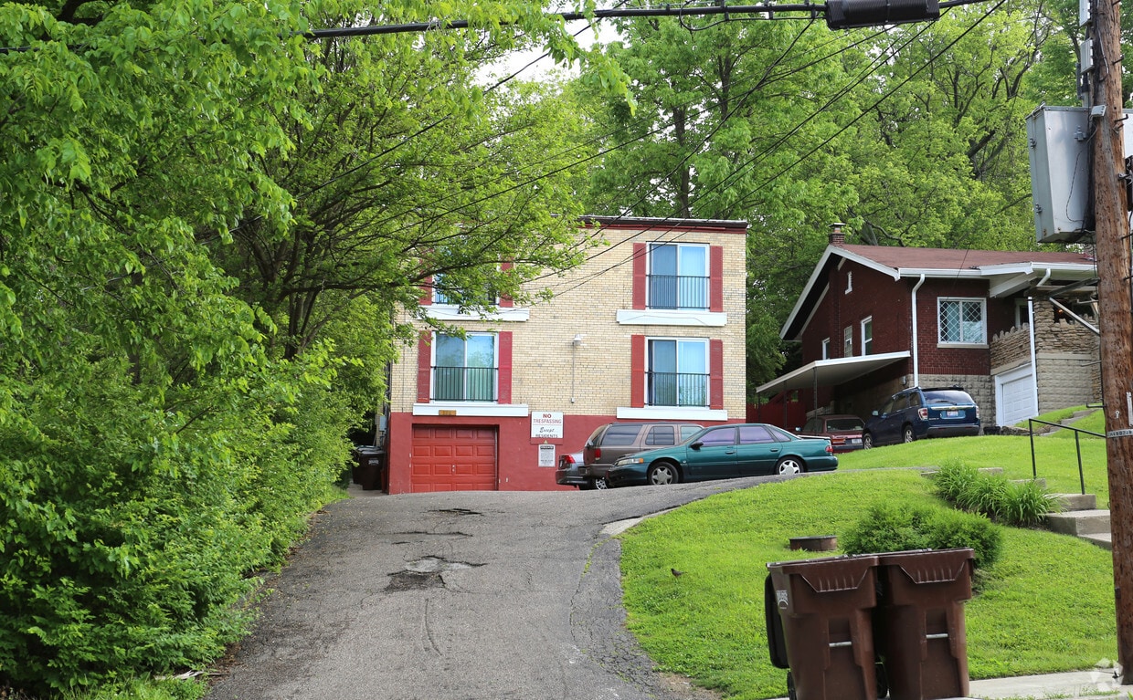 Building Photo - 508 Clinton Springs Ave