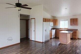 Building Photo - 5108 Catalonia Dr