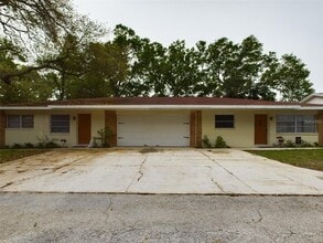 Building Photo - 10568 Dixon Dr