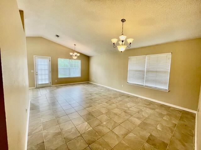 Foto del edificio - 9414 Pine Lily Ct