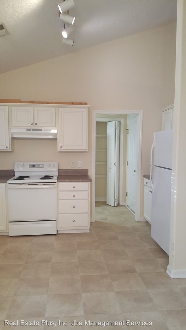 Building Photo - 3 br, 2 bath House - 109 Derby Park Ave