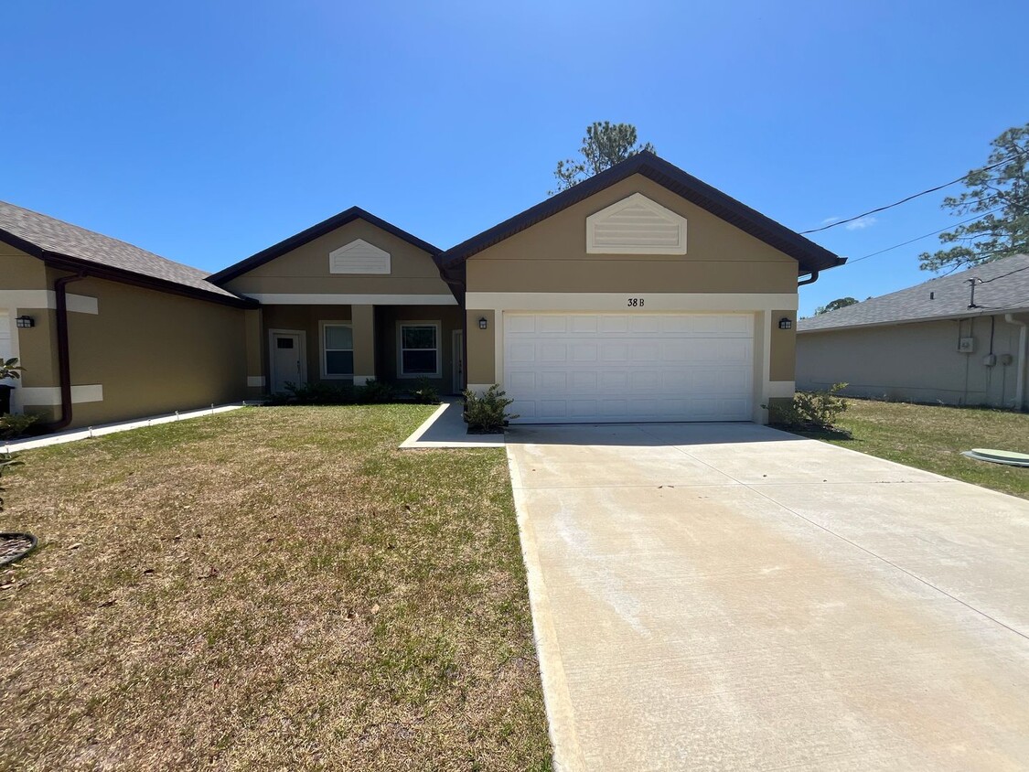 Primary Photo - Newer Construction 3 Bedrooms 2 Baths!