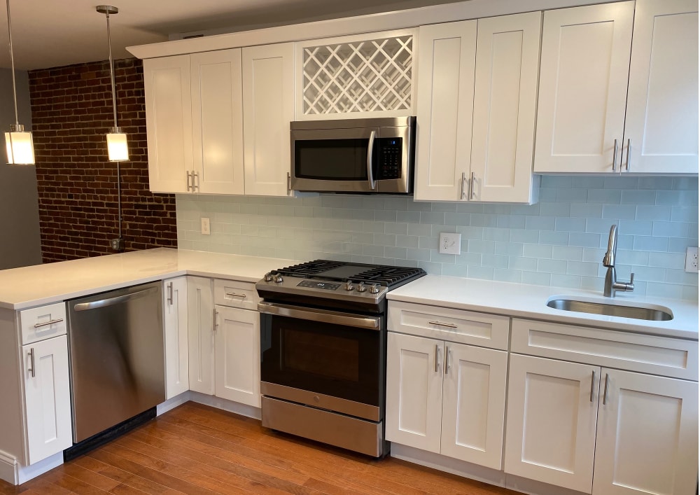 Primary Photo - 40 Chelsea St