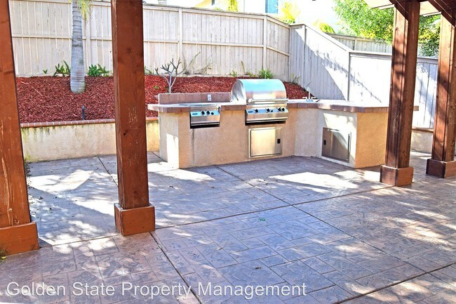Building Photo - 5 br, 3 bath House - 1366 Livingston Street