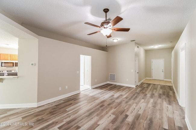 Building Photo - 3353 Double Ln