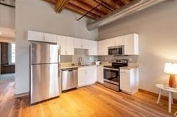 Primary Photo - 62 13th St