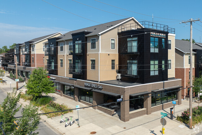 Building Photo - Gateway at Belknap