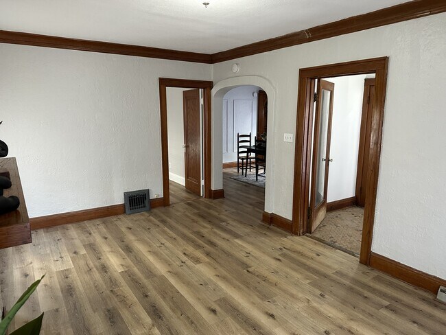 Foto del edificio - 2756 N 55th St