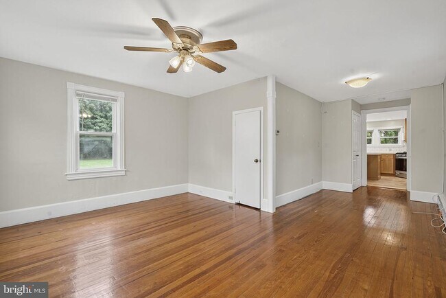 Foto del edificio - 432 Plainsboro Rd