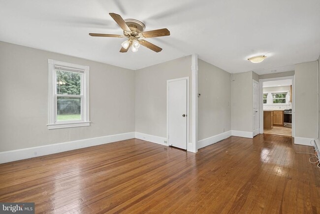 Building Photo - 432 Plainsboro Rd