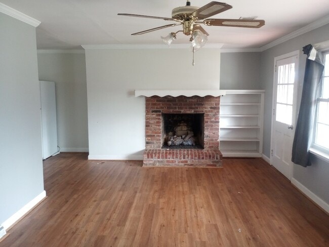 Foto del edificio - 8 Sewanee Ave