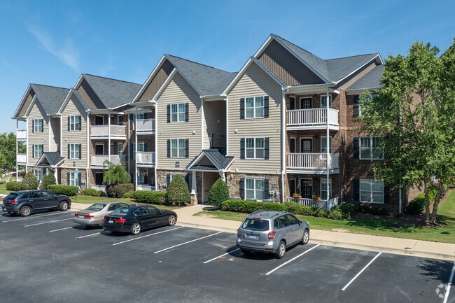 Building Photo - Luxe and Legends at Morganton Park Apartment Homes